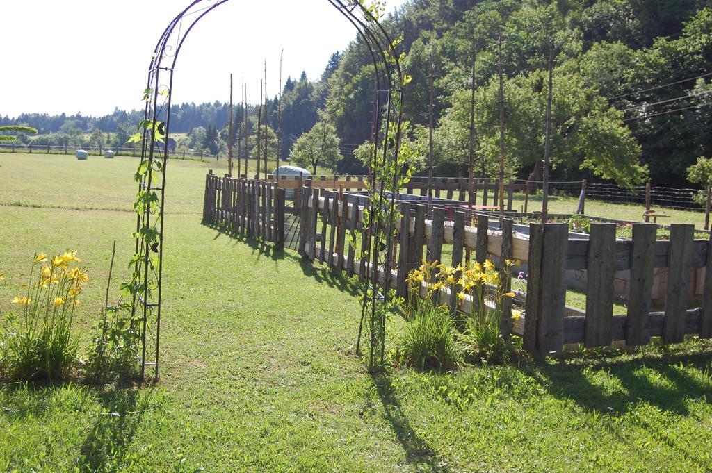Gasthof Martinihof Latschach ober dem Faakersee Esterno foto
